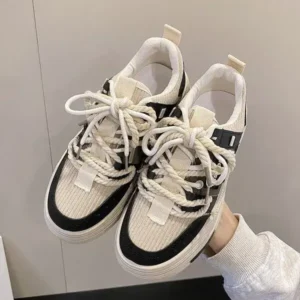 Milegestic Women Fashion Retro Platform Lace-Up Sneakers