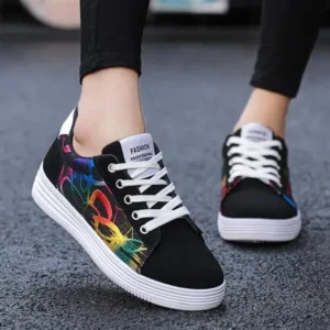 Milegestic Men Fashion Graffiti Pattern Lightweight Canvas Sneakers