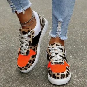 Milegestic Fashionable Round Toe Lace-Up Sneakers